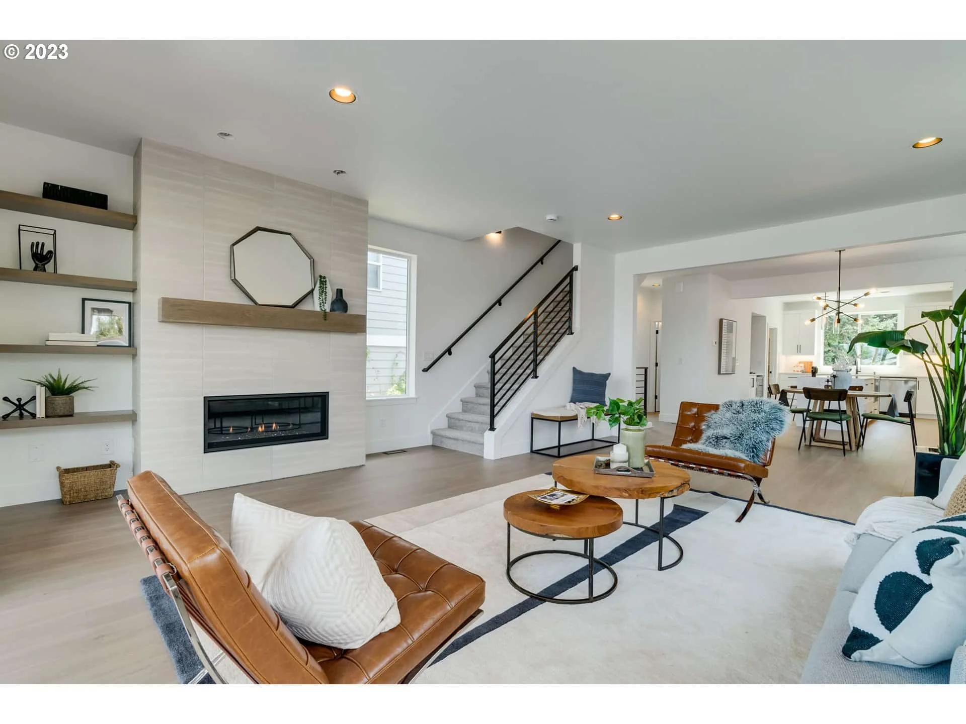 108 NE Bridgeton Road - Photo 3
