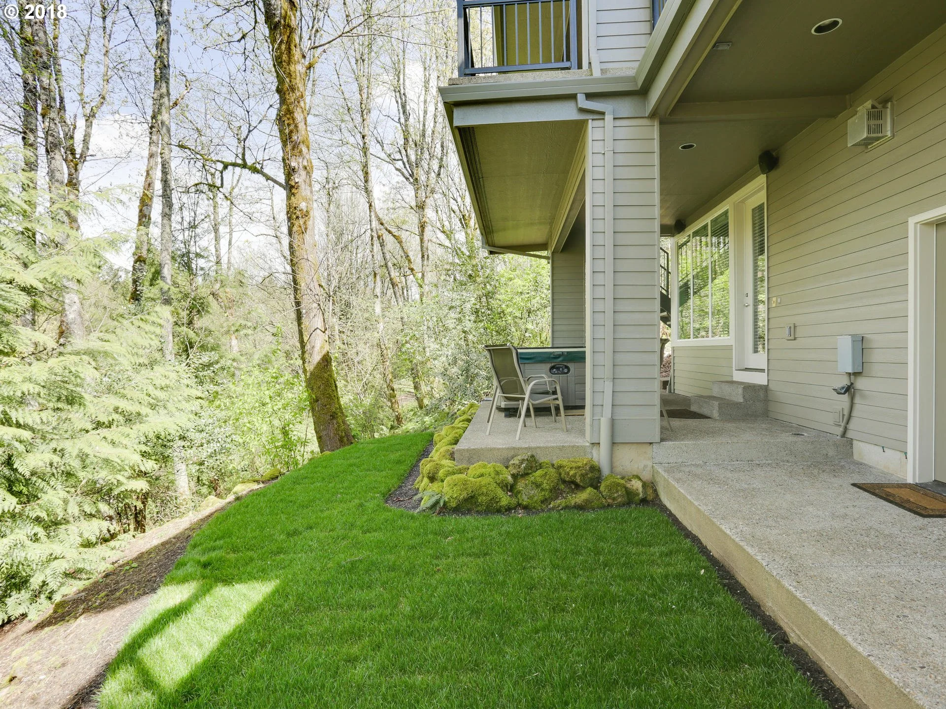 120 SW Moonridge Place - Photo 28