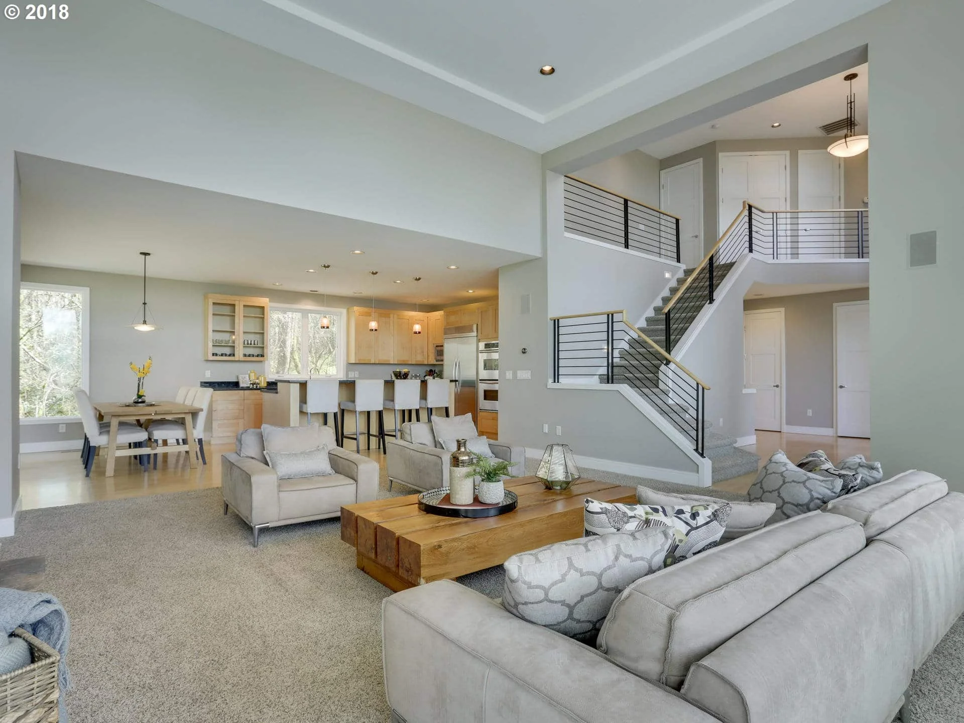 120 SW Moonridge Place - Photo 5