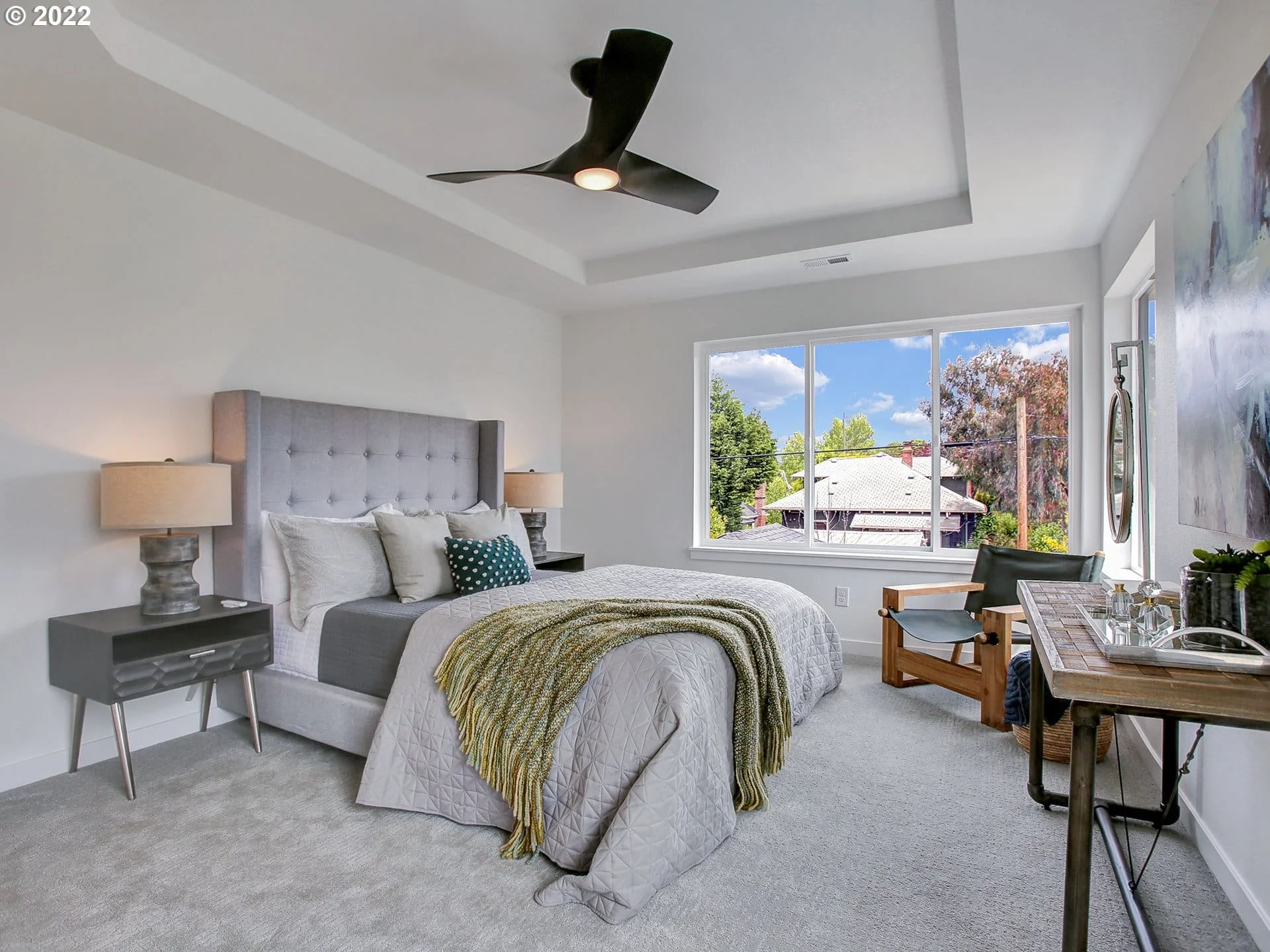 6704 N Knowles Ave - Photo 17