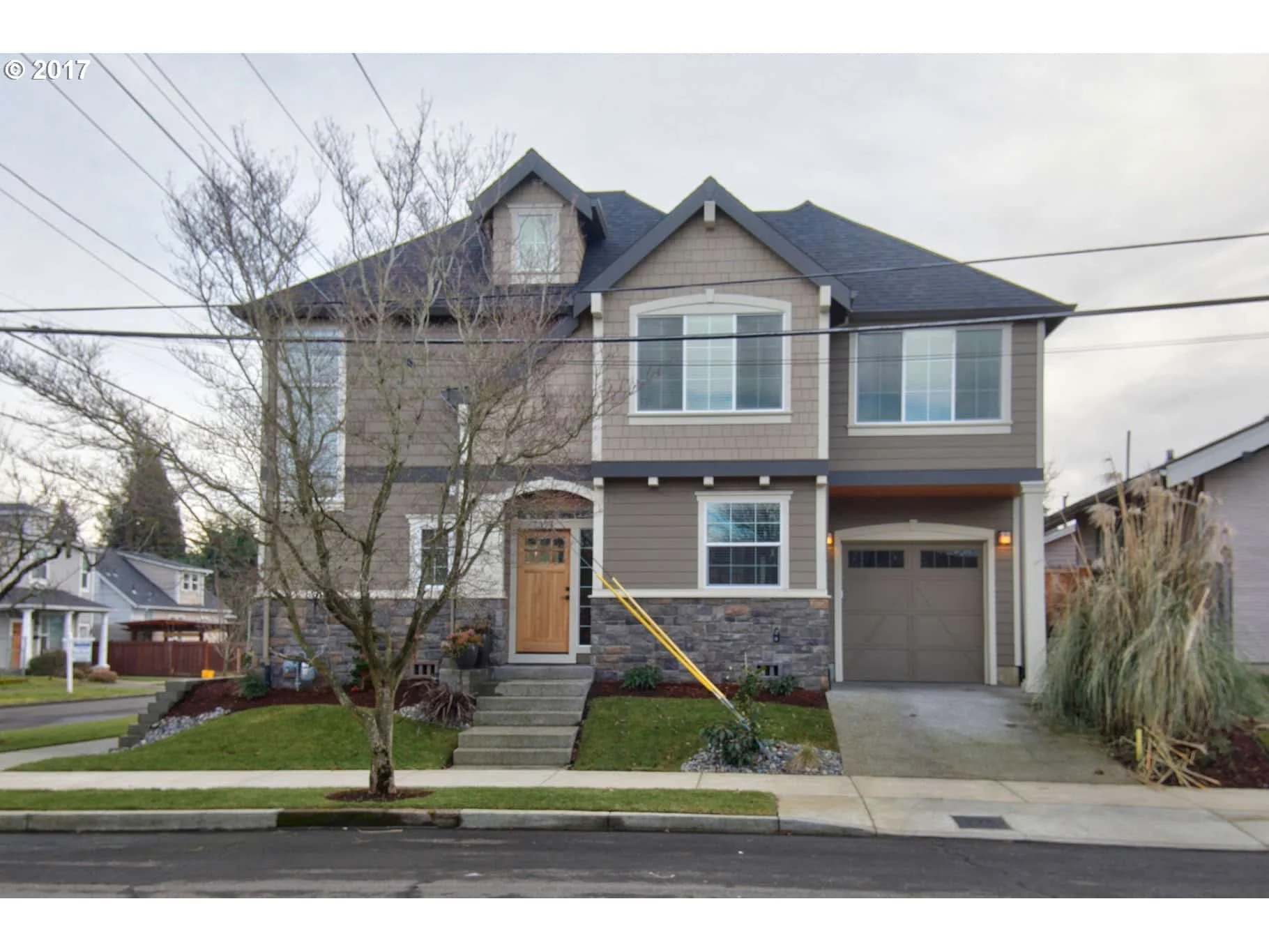 7374 N Macrum Ave - Photo 1
