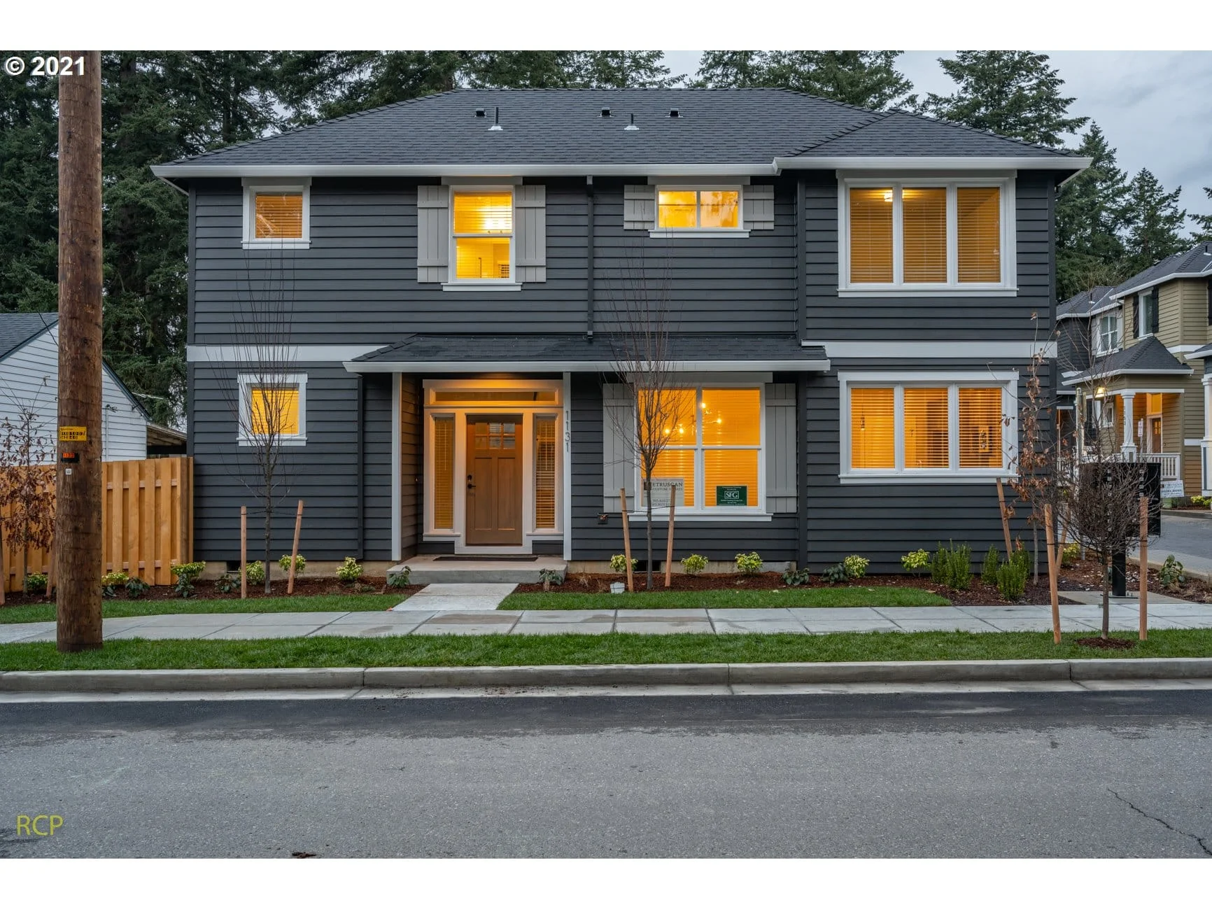 Discovery Park Condominiums - Photo 1