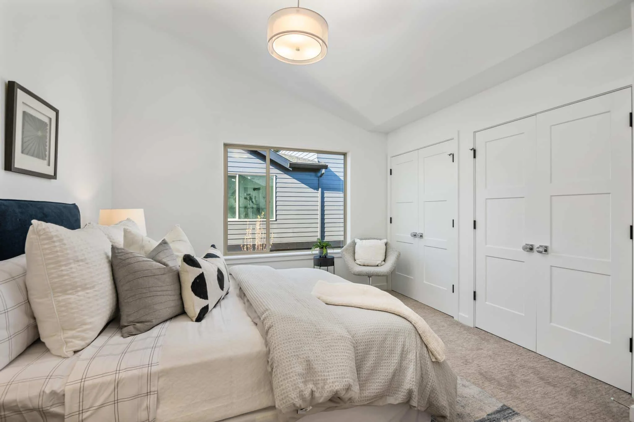 Fairport Condominiums - Photo 7